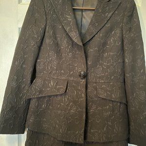 AnneKlein two-piece black skirt suit, intricately patterned within, Sz6, NWT